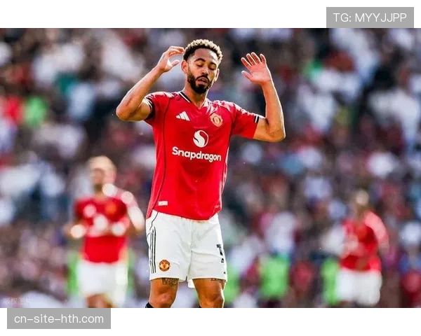 英超格局生变曼城阿森纳稳步提升曼联表现下滑积分减少四分