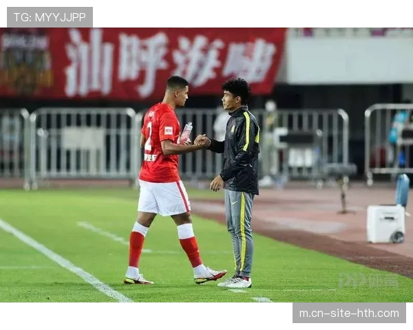 四川寻求攻守平衡 高登个人能力与本土球员无球跑动尝试结合 四川寻求攻守平衡 高登个人能力与本土球员无球跑动尝试结合